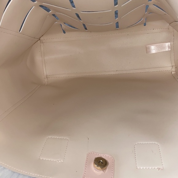 VINCE CAMUTO totés  bag - Picture 8 of 10